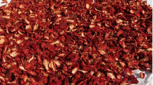 SUN DRIED SALTED TOMATO HALVE CUT